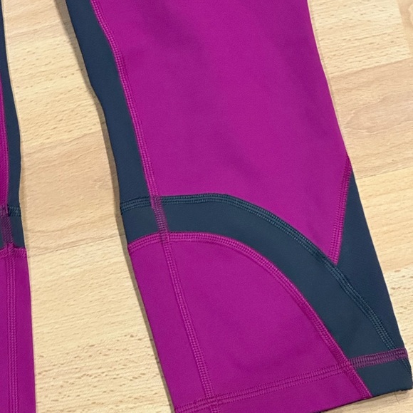 Brand New Lululemon Throwback Inspired HR Crop 21” - Picture 3 of 12